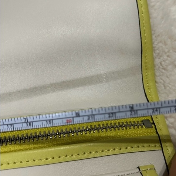 Coach White and Green Wristlet - Picture 7 of 9